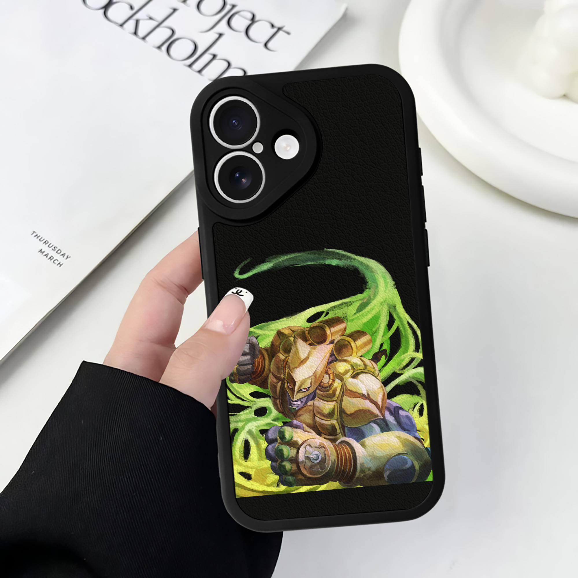 （画像用） ジョジョの奇妙な冒険 ディオ?ブランドー JoJo's Bizarre Adventure Dio Brando 【iPhone 16シリーズ対応】シリコンスマホケース（レザー調） 材質：シリコン